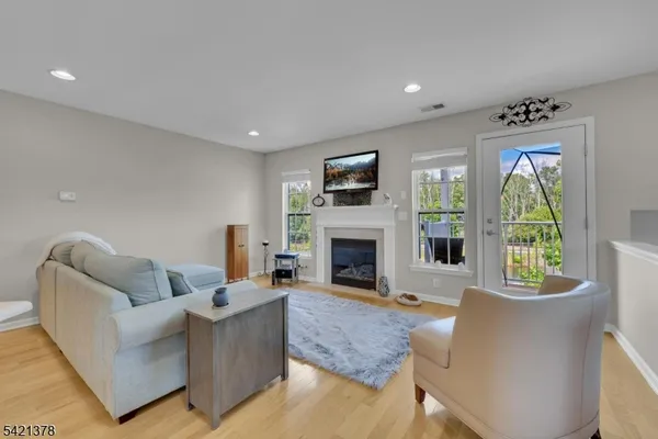 $310,000 | 266 Old Farm Drive, Great Meadows, NJ 07838