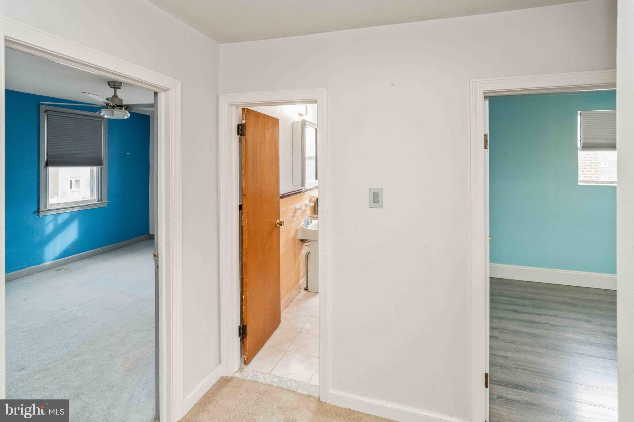 1130 Fanshawe Street Philadelphia, PA 19111 - Photo 11 of 32 a view of a hallway with windows and closet