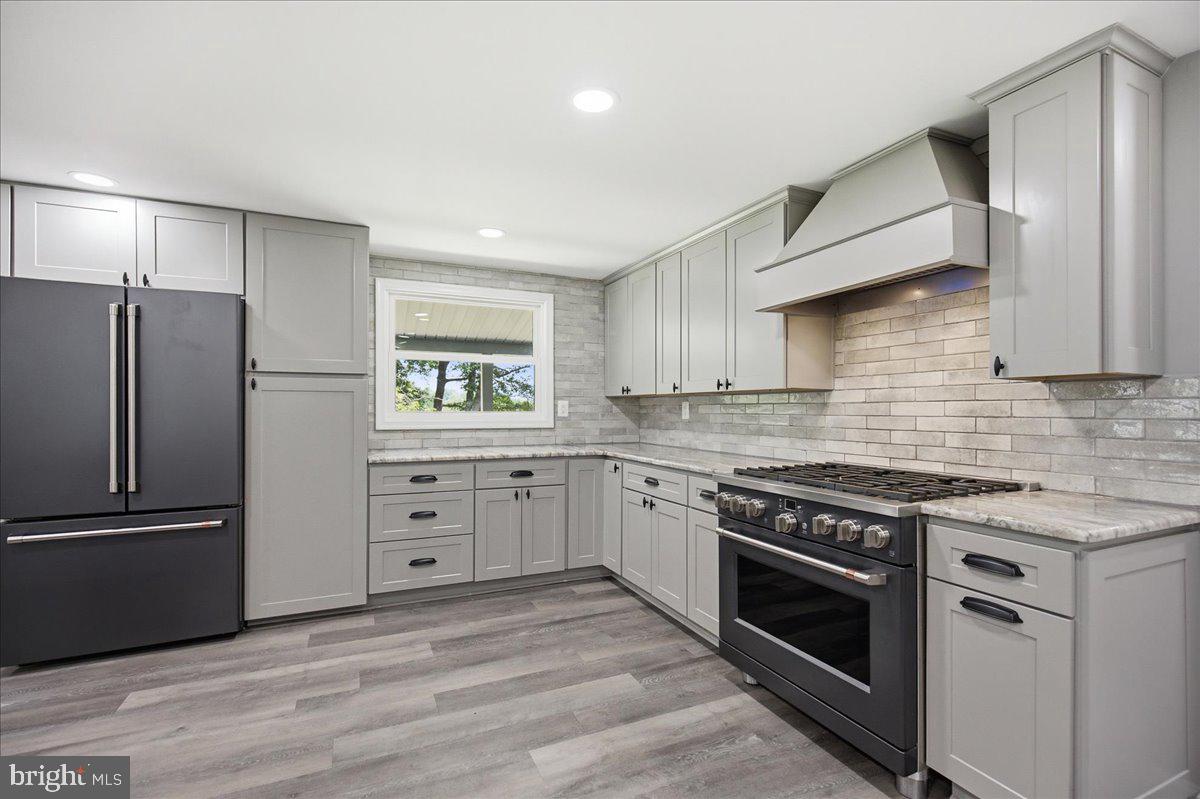 2175 Ponds Wood Road Huntingtown, MD 20639 - Photo 19 of 76 Gorgeous back splash and counters