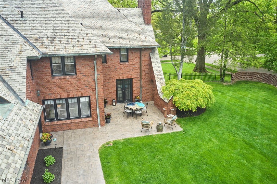 644 Ridgecrest Road Akron, OH 44303 - Photo 41 of 47 Brick exterior featuring a slate tile roof