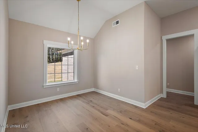 $379,900 | 1184 Creekside Lane, Hernando, MS 38632