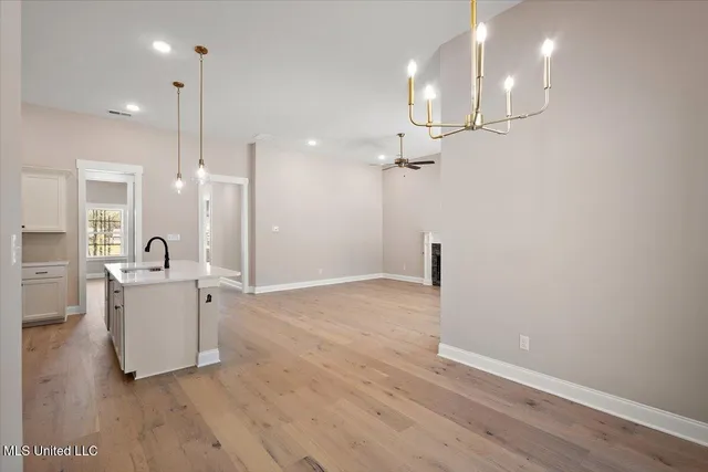 $379,900 | 1184 Creekside Lane, Hernando, MS 38632