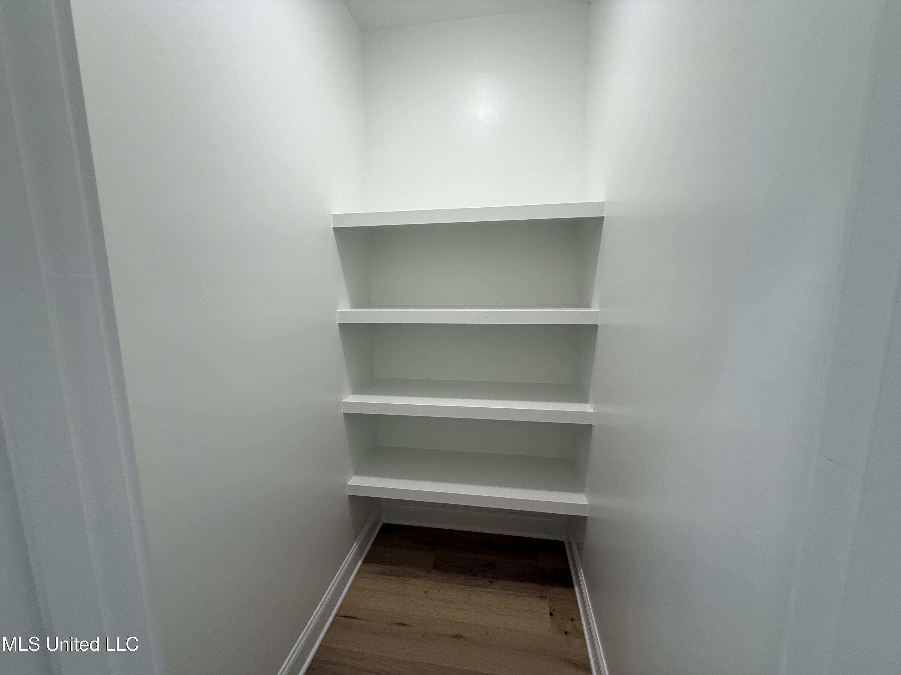 1184 Creekside Lane Hernando, MS 38632 - Photo 15 of 39 Pear