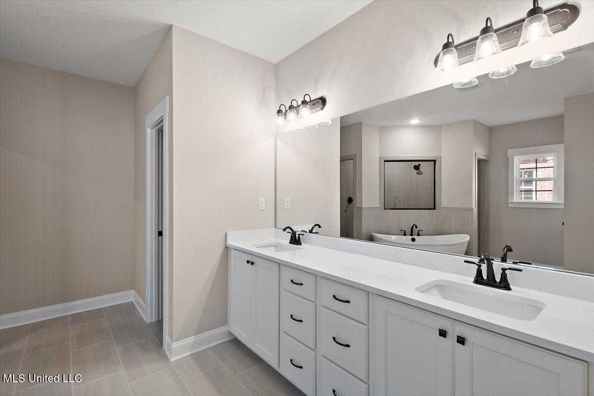 1184 Creekside Lane Hernando, MS 38632 - Photo 18 of 39 Pear