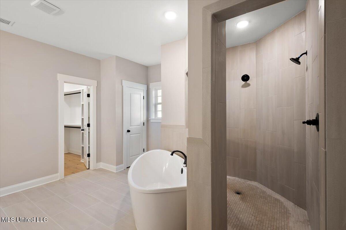 1184 Creekside Lane Hernando, MS 38632 - Photo 19 of 39 Pear