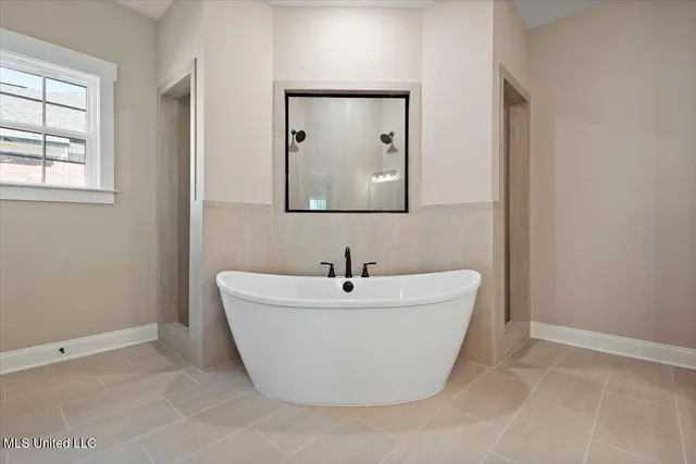 $379,900 | 1184 Creekside Lane, Hernando, MS 38632