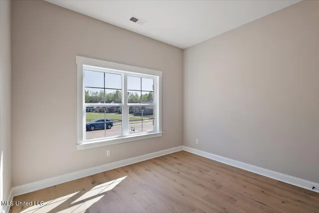 $379,900 | 1184 Creekside Lane, Hernando, MS 38632