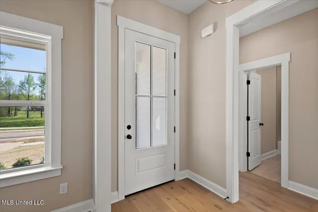 $379,900 | 1184 Creekside Lane, Hernando, MS 38632