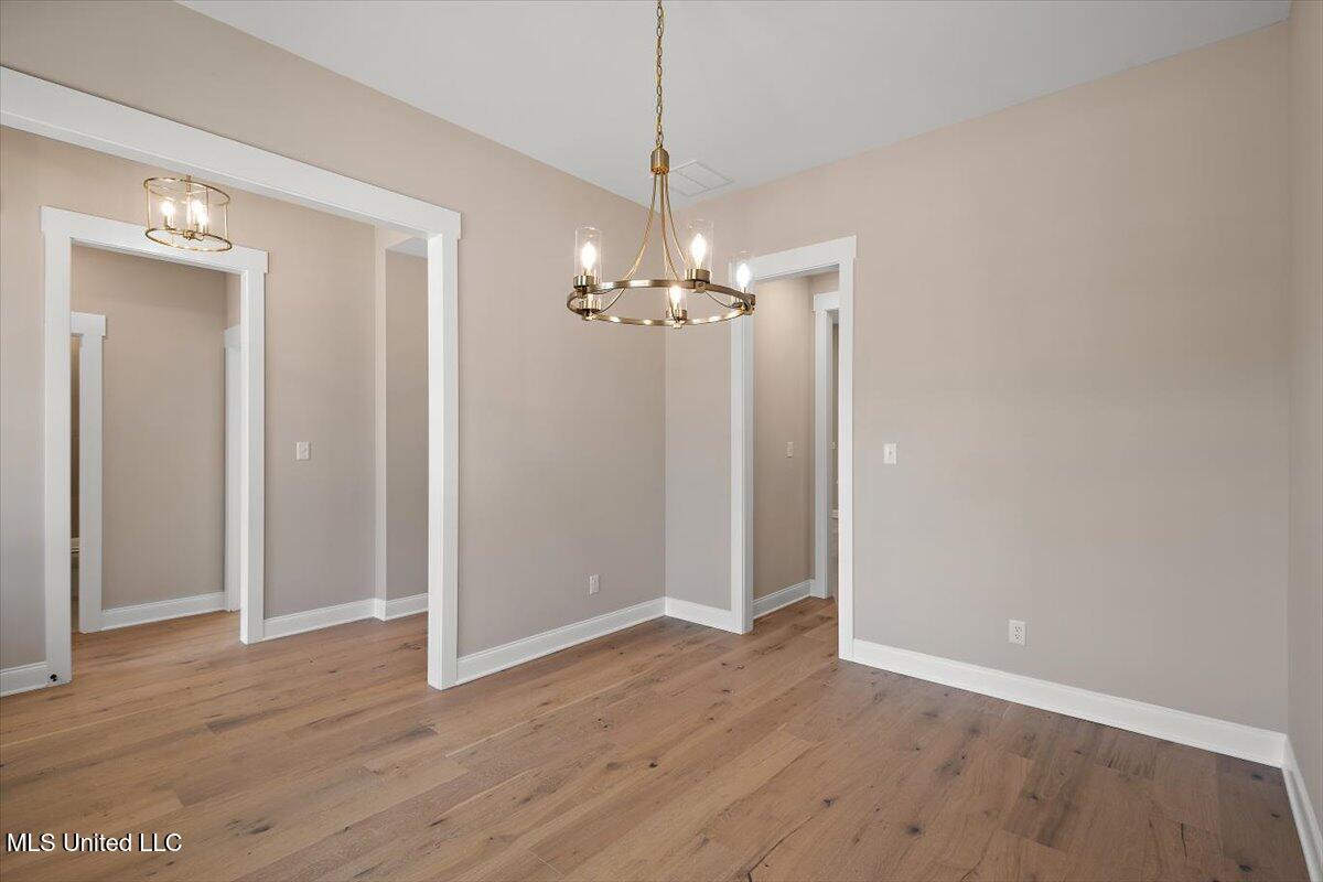 1184 Creekside Lane Hernando, MS 38632 - Photo 7 of 39 Pear