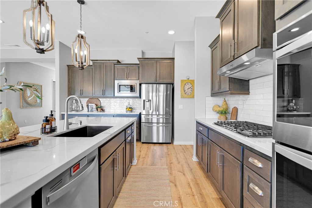 17066 Ta-Ki-Pi Road Apple Valley, CA 92307 - Photo 11 of 47