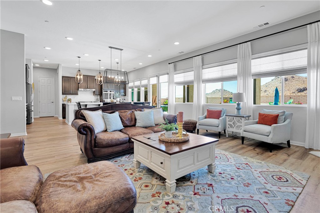 17066 Ta-Ki-Pi Road Apple Valley, CA 92307 - Photo 6 of 47