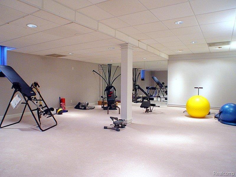 5865 Lahser Road Bloomfield Hills, MI 48301 - Photo 22 of 24 Exercise Room