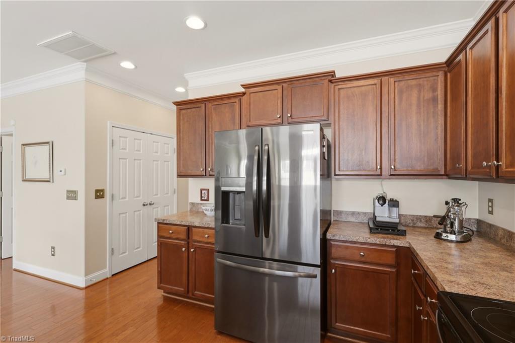 3464 Basalt Court High Point, NC 27265 - Photo 8 of 36