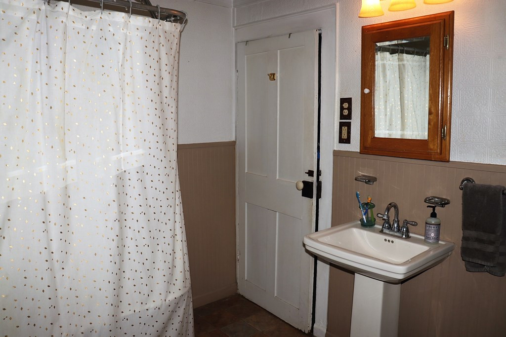 1624 Hardscrabble Road Saranac, NY 12981 - Photo 29 of 41 Gallery Image 29