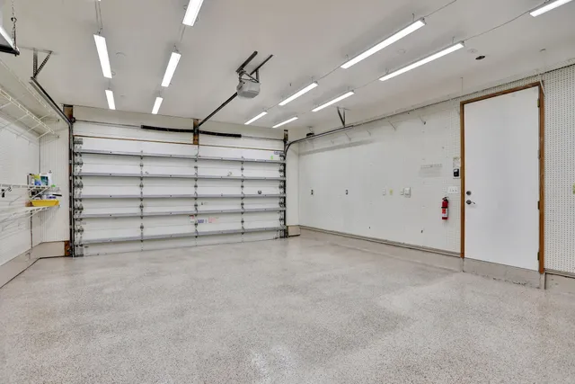 $2,580,000 | 3901 Northeast 23rd Terrace, Lighthouse Point, FL 33064