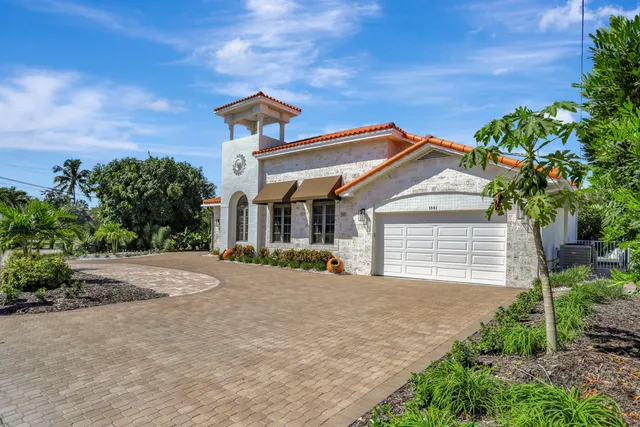 $2,580,000 | 3901 Northeast 23rd Terrace, Lighthouse Point, FL 33064