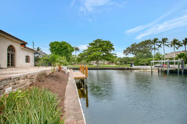 $2,580,000 | 3901 Northeast 23rd Terrace, Lighthouse Point, FL 33064