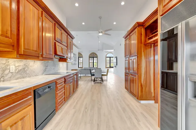 $2,580,000 | 3901 Northeast 23rd Terrace, Lighthouse Point, FL 33064