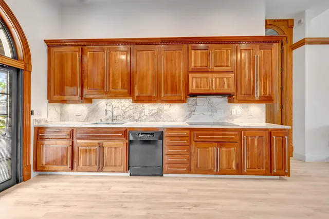 $2,580,000 | 3901 Northeast 23rd Terrace, Lighthouse Point, FL 33064