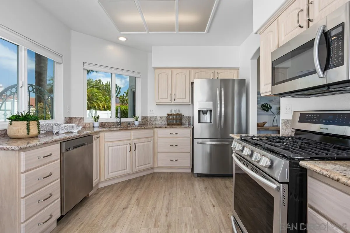 3328 Malta Way Oceanside, CA 92056 - Photo 18 of 45