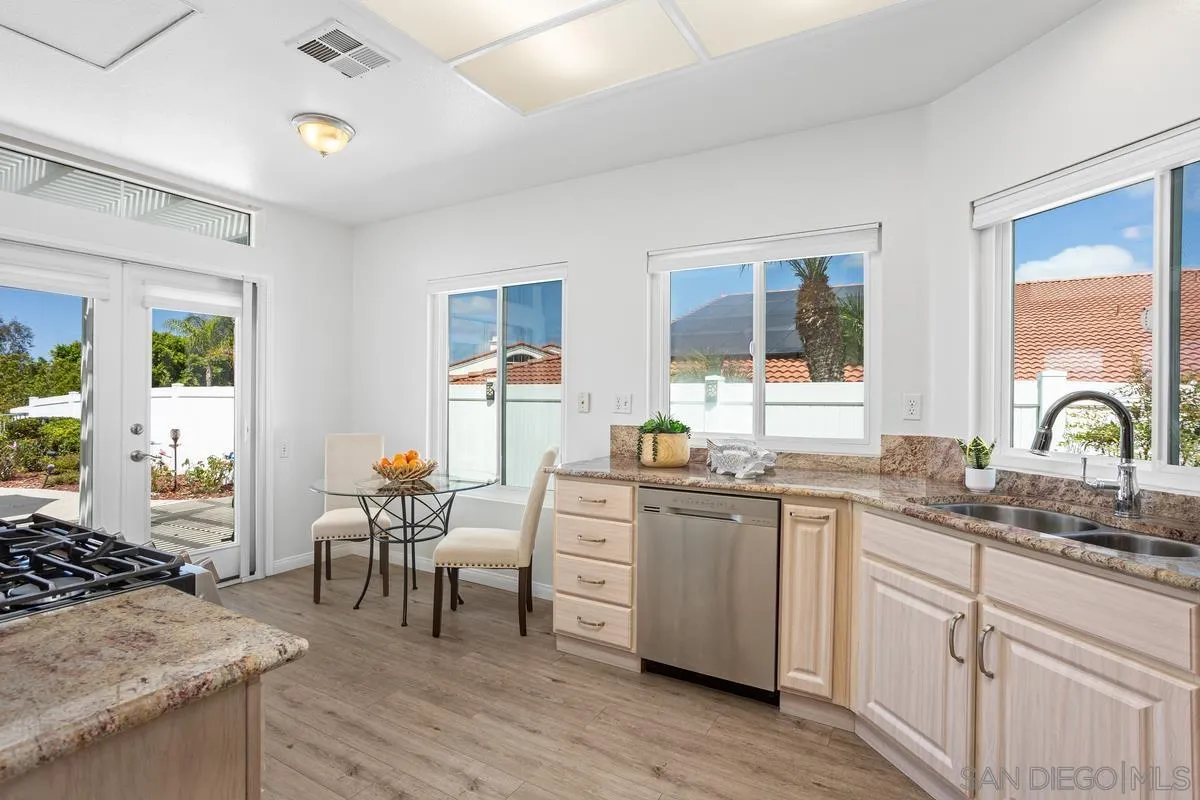 3328 Malta Way Oceanside, CA 92056 - Photo 3 of 45