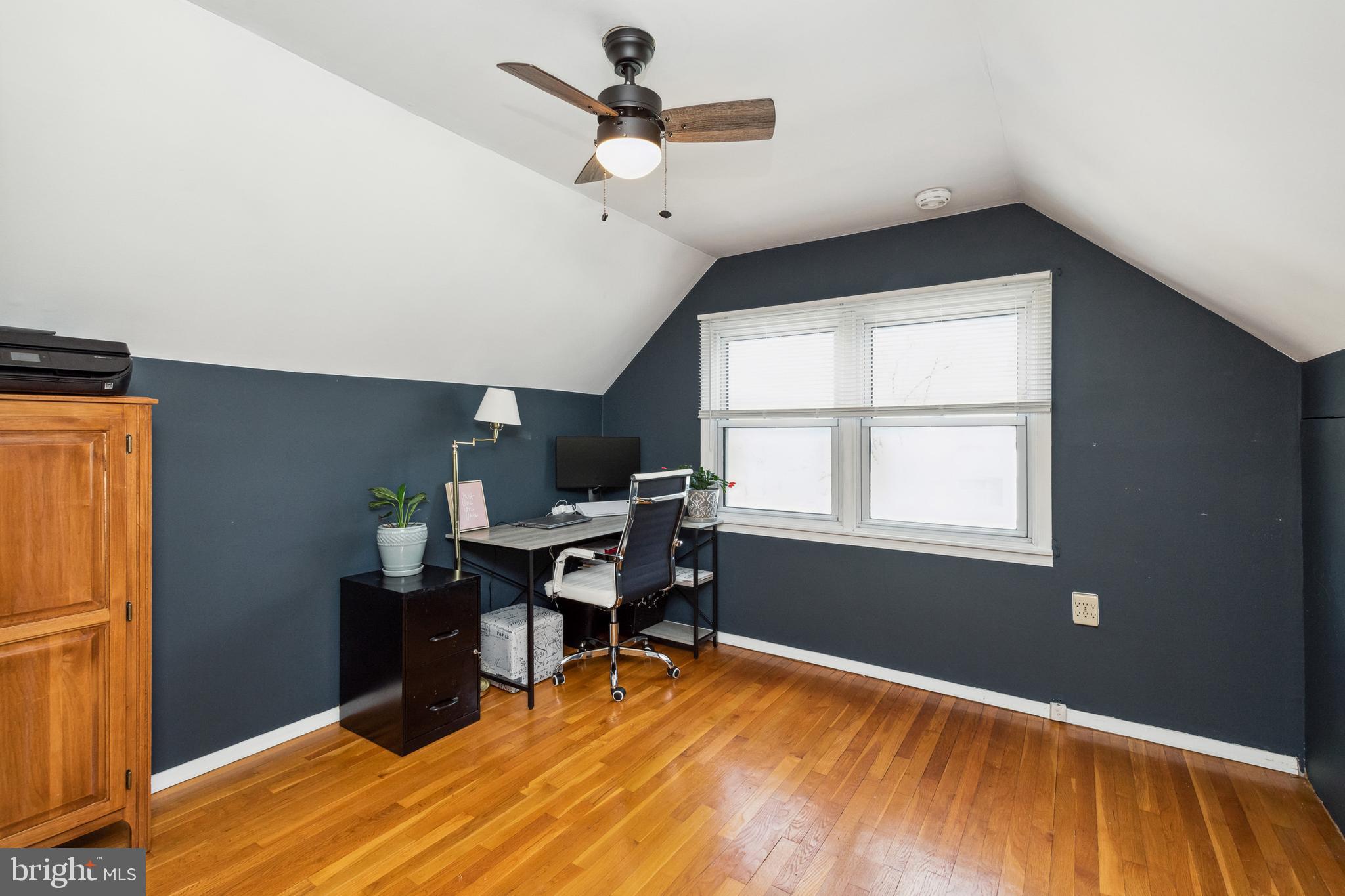 811 Cliffedge Road Pikesville, MD 21208 - Photo 22 of 35