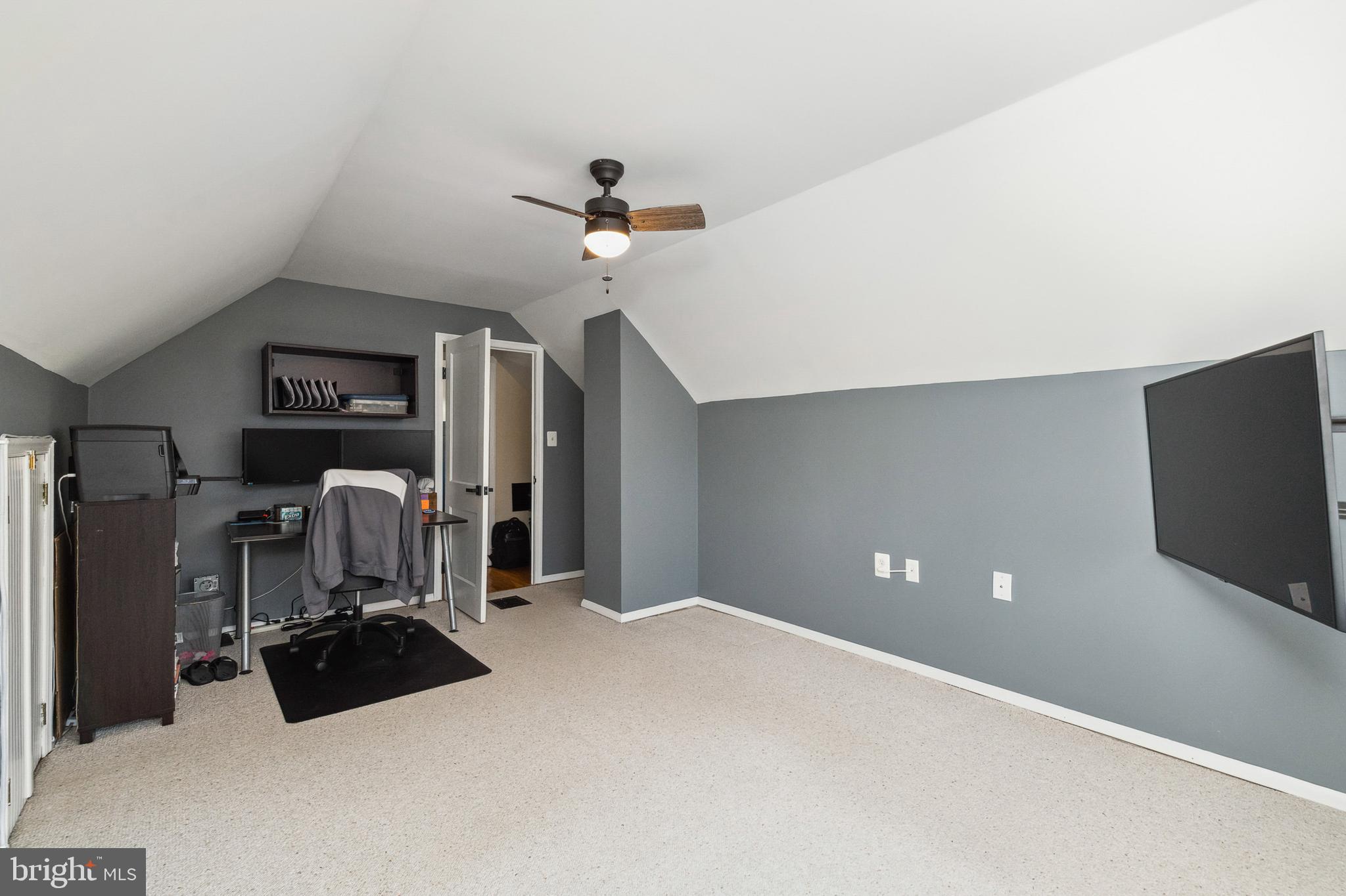 811 Cliffedge Road Pikesville, MD 21208 - Photo 25 of 35
