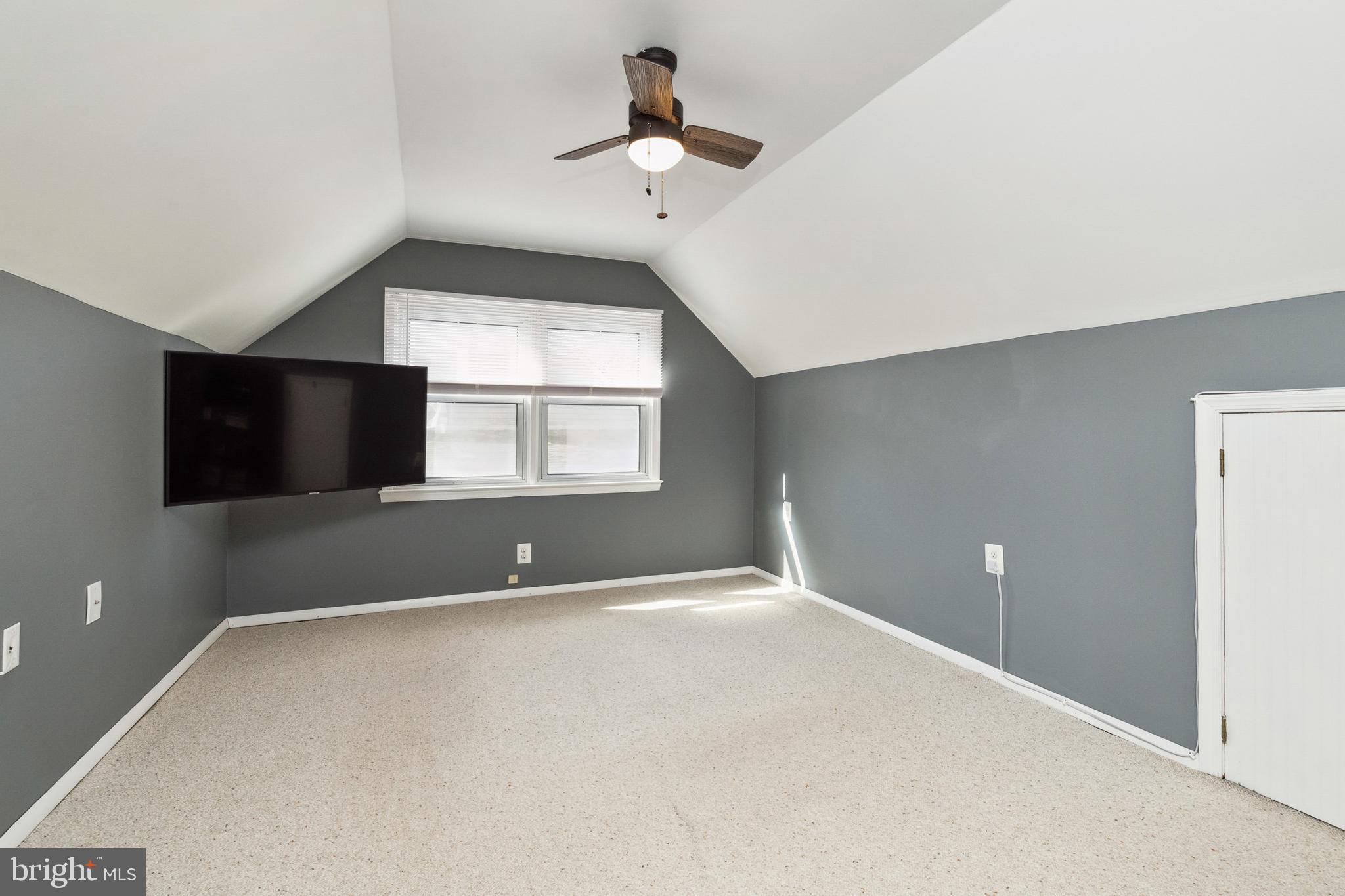 811 Cliffedge Road Pikesville, MD 21208 - Photo 26 of 35