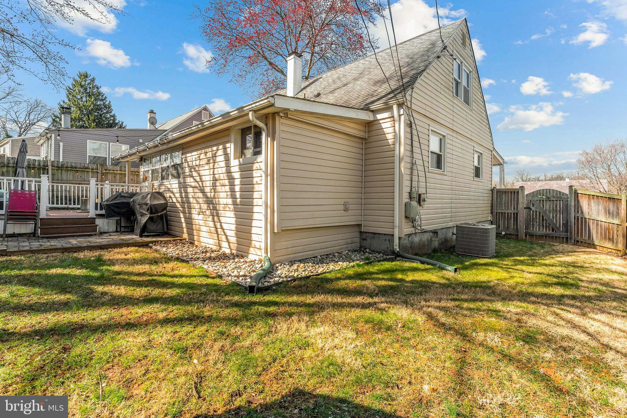 811 Cliffedge Road Pikesville, MD 21208 - Photo 35 of 35