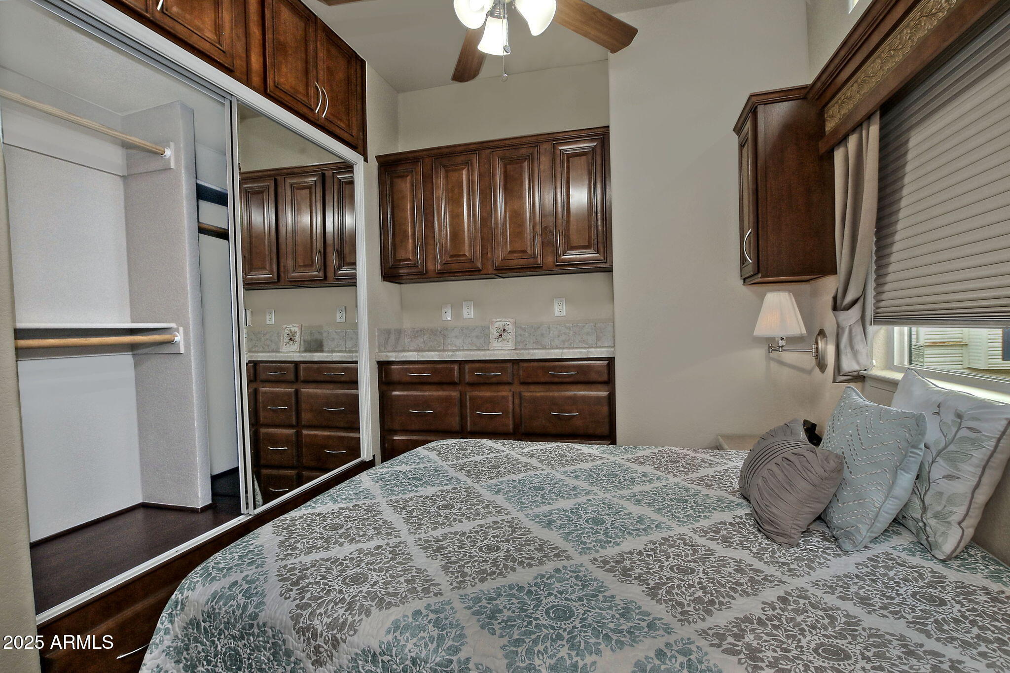 111 South Greenfield Road, Unit 462 Mesa, AZ 85206 - Photo 5 of 34