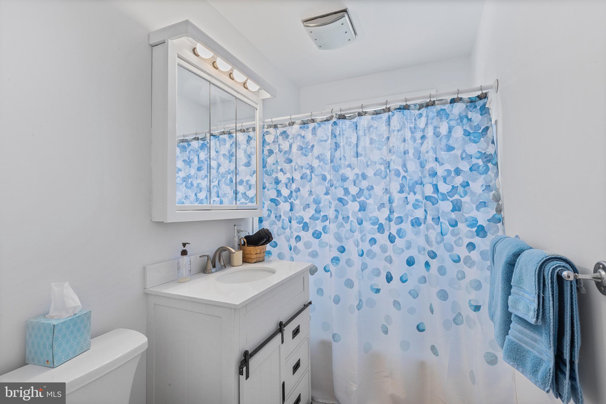 38 Taylor Road Conshohocken, PA 19428 - Photo 12 of 25 Gallery Image 12