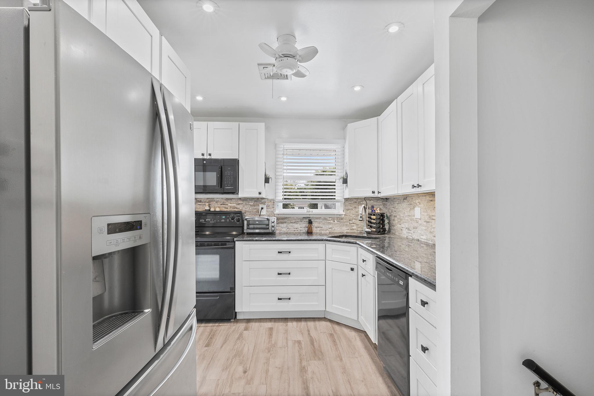 38 Taylor Road Conshohocken, PA 19428 - Photo 8 of 25 Gallery Image 8