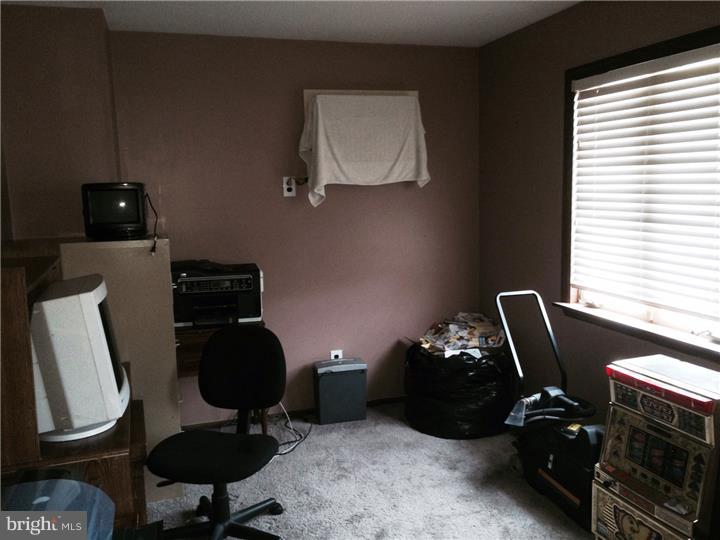 302 Basin Road Hammonton, NJ 08037 - Photo 12 of 23 Office / Study