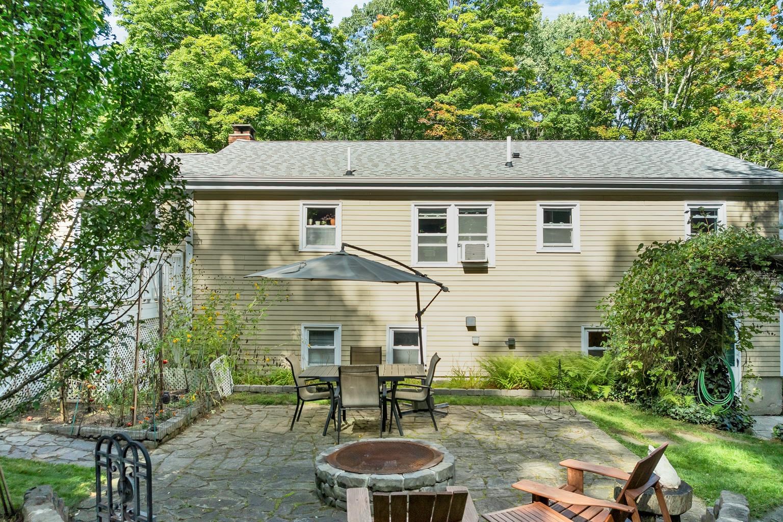 33 Gale Village Road Newton, NH 03858 - Photo 50 of 57 Gallery Image 50