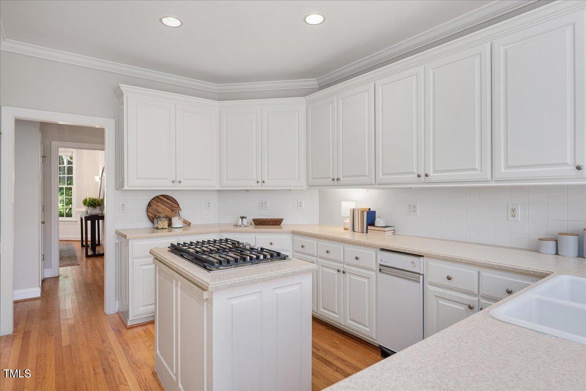 4 Covington Lane Durham, NC 27712 - Photo 19 of 50 25-- 66