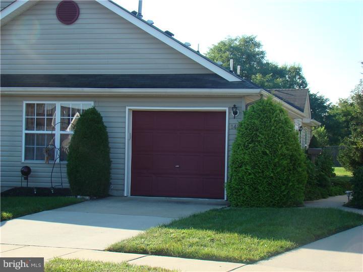 142 Alexander Road Edgewater Park, NJ 08010 - Photo 1 of 5