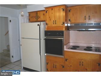 642 Vernon Road Springfield, PA 19064 - Photo 4 of 10 Kitchen