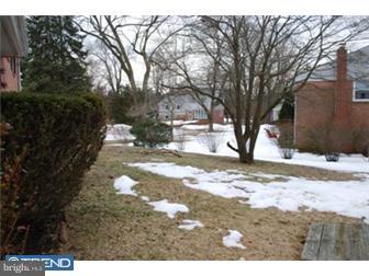 642 Vernon Road Springfield, PA 19064 - Photo 8 of 10 Exterior Side