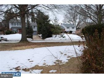 642 Vernon Road Springfield, PA 19064 - Photo 10 of 10 Exterior Side