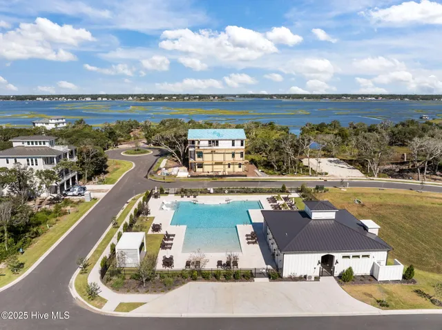 $1,895,000 | 140 Auger Shell Court, Surf City, NC 28445