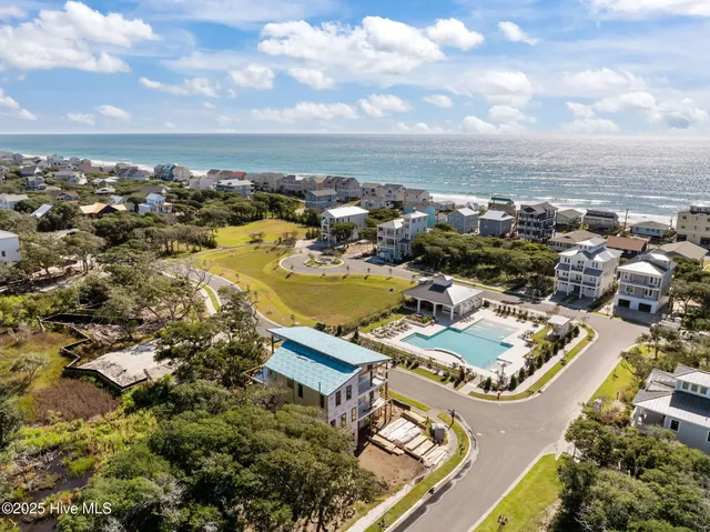 $1,895,000 | 140 Auger Shell Court, Surf City, NC 28445