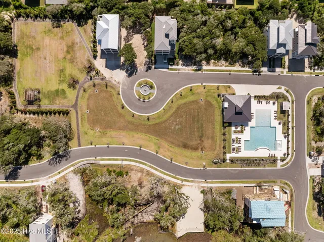 $1,895,000 | 140 Auger Shell Court, Surf City, NC 28445