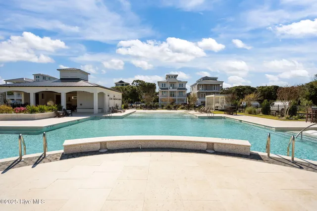 $1,895,000 | 140 Auger Shell Court, Surf City, NC 28445
