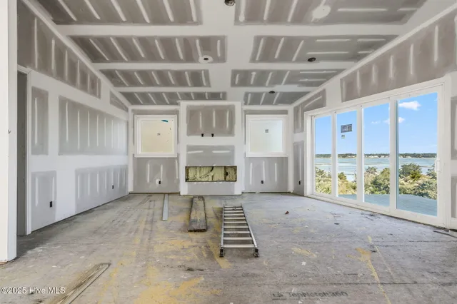 $1,895,000 | 140 Auger Shell Court, Surf City, NC 28445