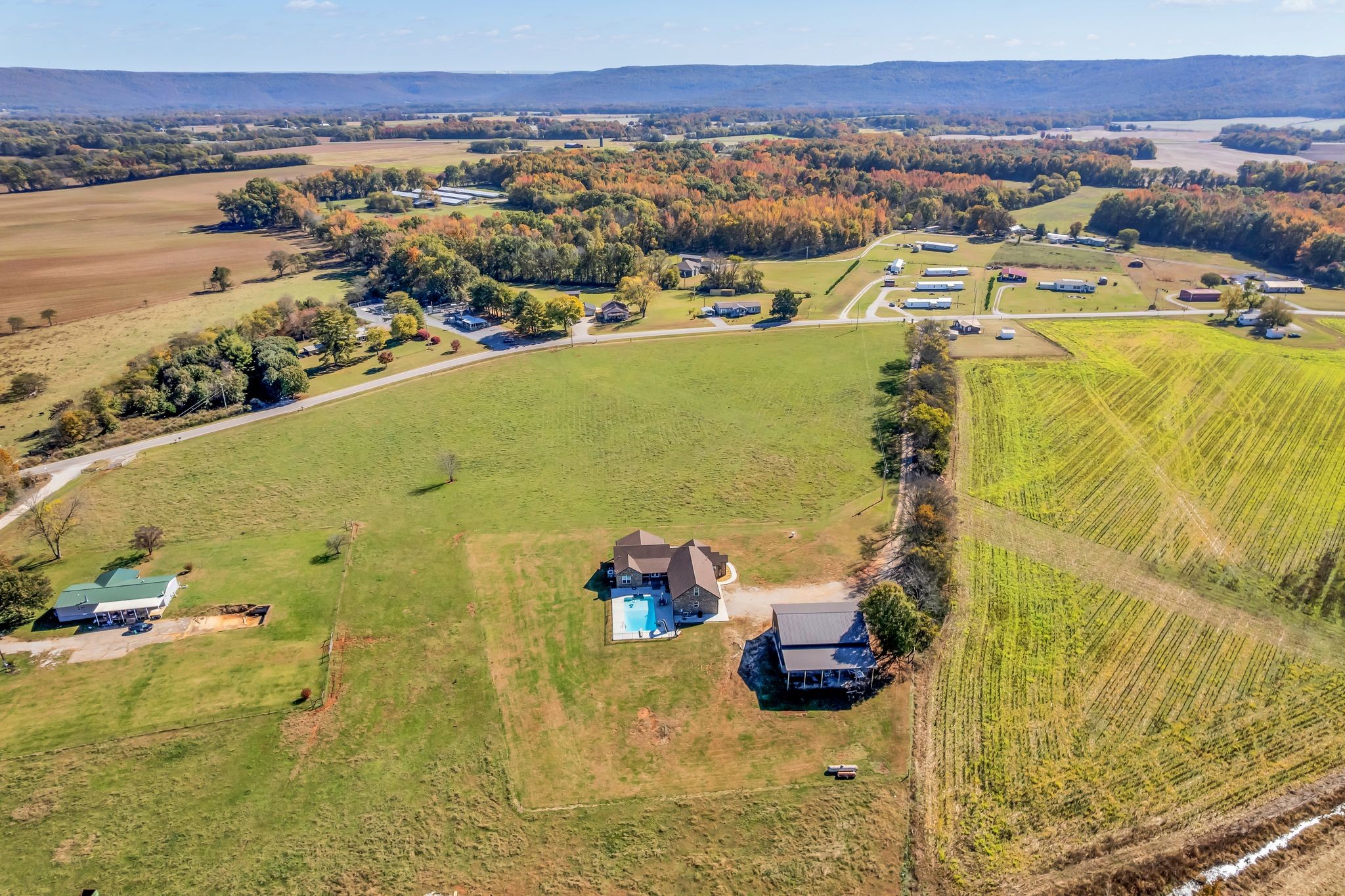 1645 Oak Grove Road Decherd, TN 37324 - Photo 44 of 46 a view of a city