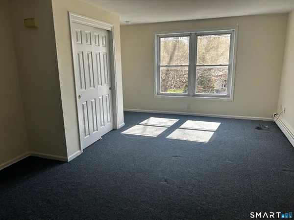 $2,600 | 9 Concord Street, Unit 3, Danbury, CT 06810