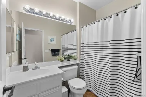 $645,000 | 625 Sumner Way, Unit 4, Oceanside, CA 92058