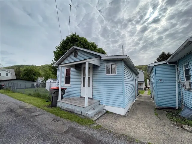 $89,900 | 1619 2nd Avenue, Beaver Falls, PA 15010