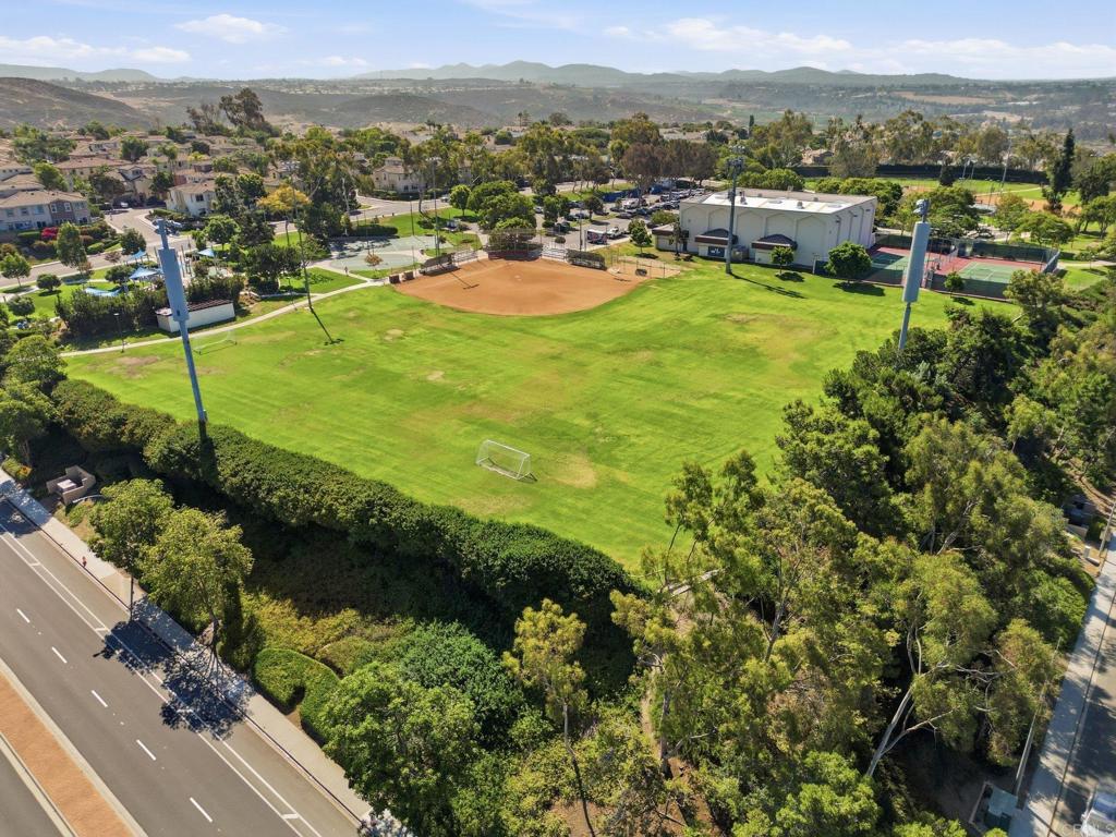 3534 Ridgewood Way Carlsbad, CA 92010 - Photo 26 of 30 Gallery Image 26