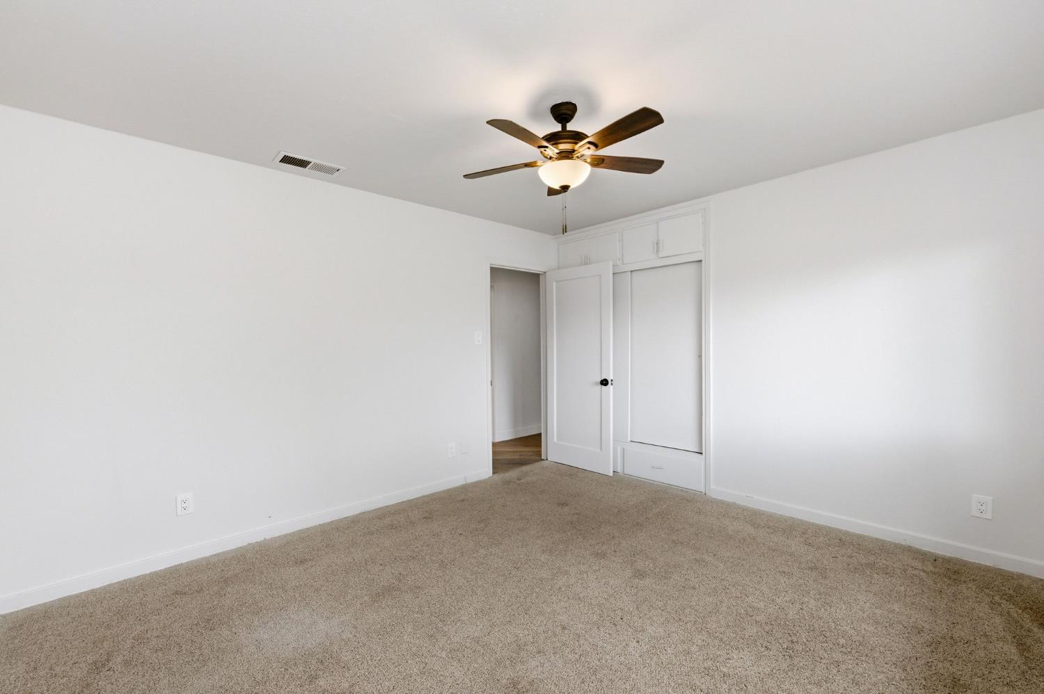 4205 Ralph Lane North Fresno, CA 93727 - Photo 24 of 59
